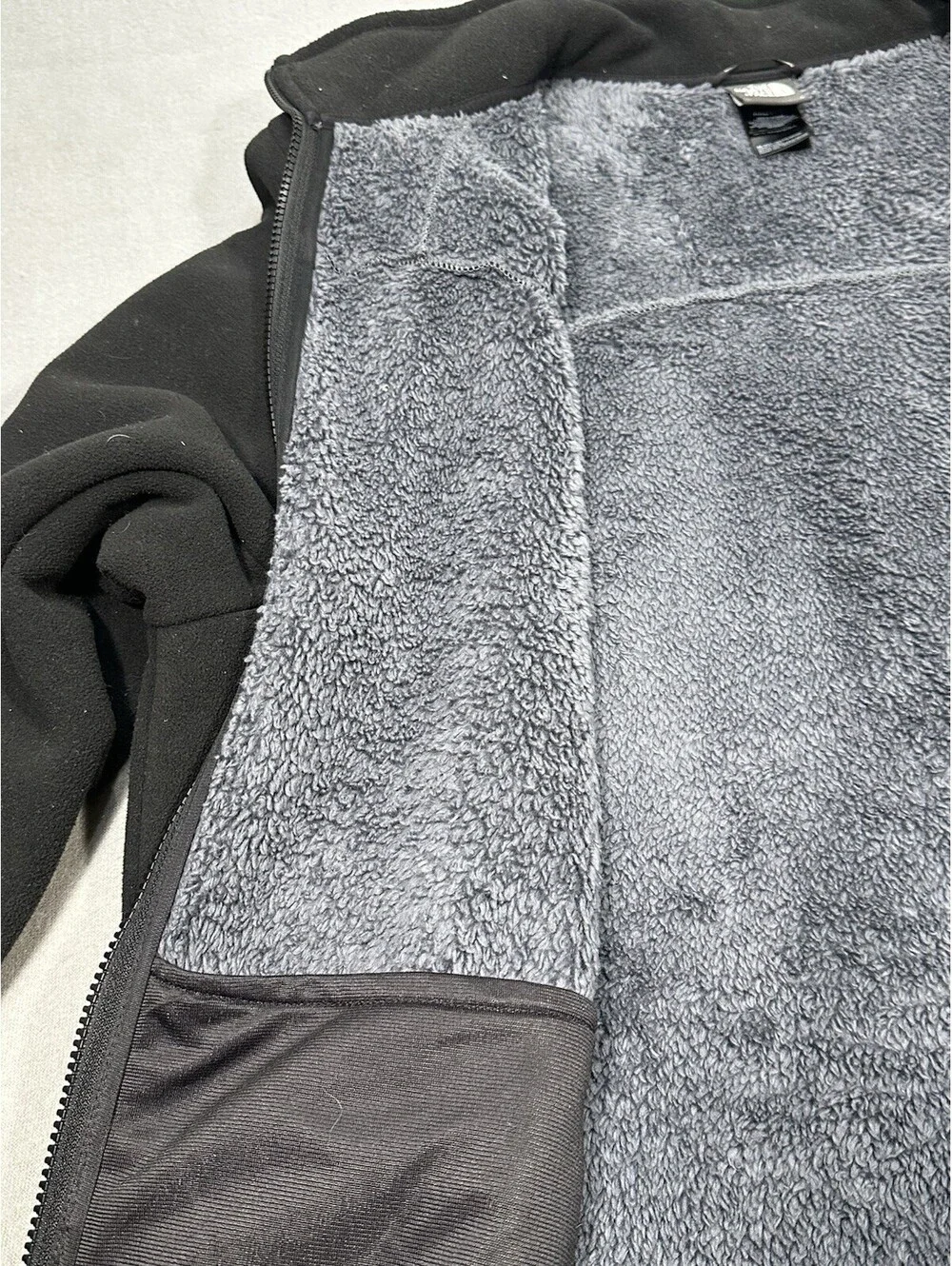 The North Face Men’s XXL Full Zip Fleece Jacket Black Gray Soft Shell